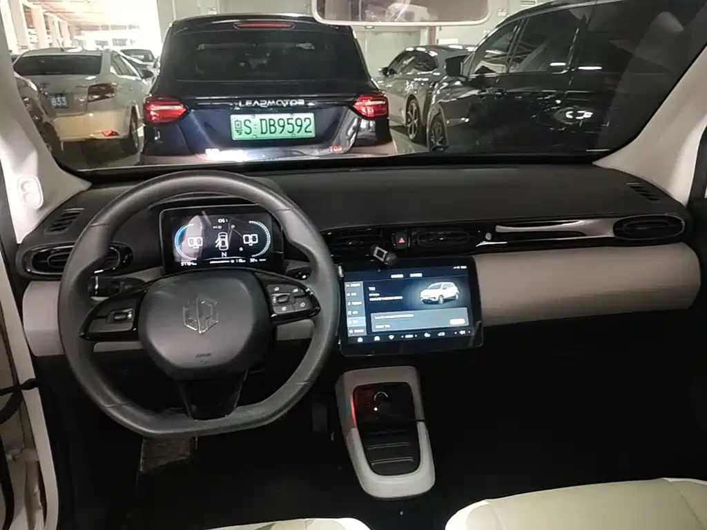 Leapmotor Leapmotor T03 — миниатюра 10