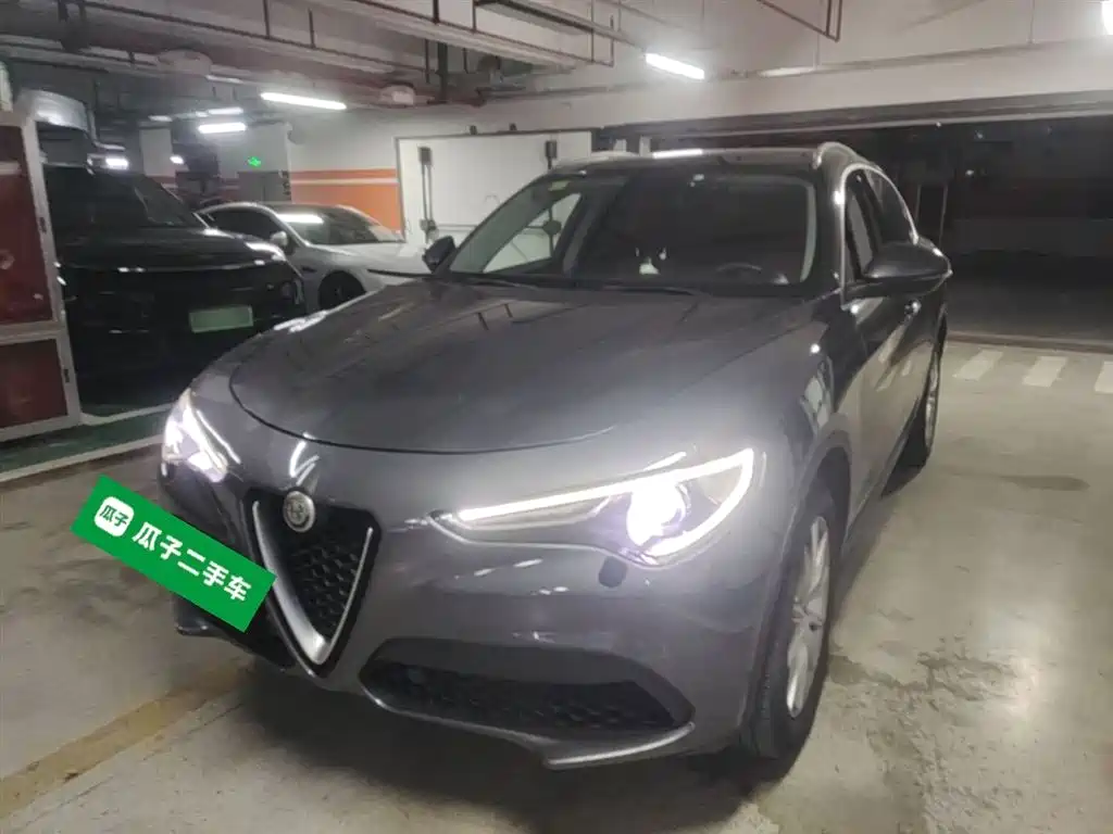 Alfa Romeo Stelvio 2019