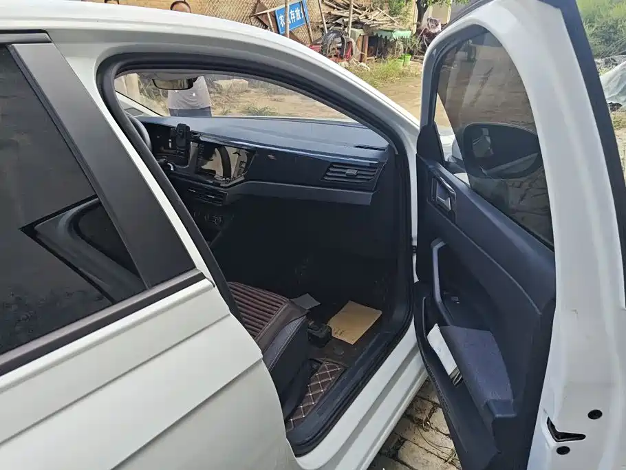 Volkswagen Lavida — миниатюра 8