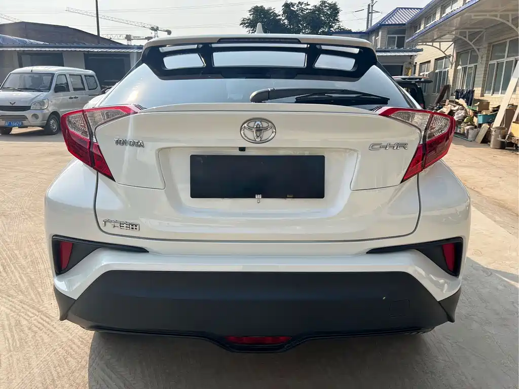Toyota C-HR — миниатюра 8