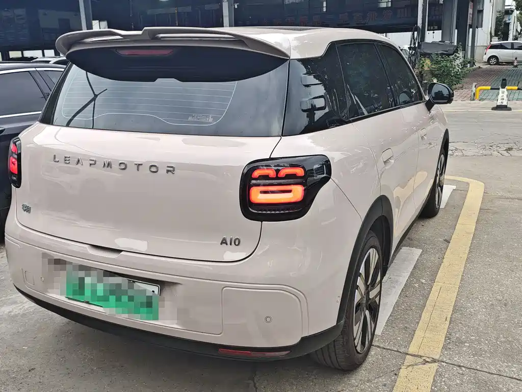 Leapmotor Leapmotor A10 — миниатюра 5