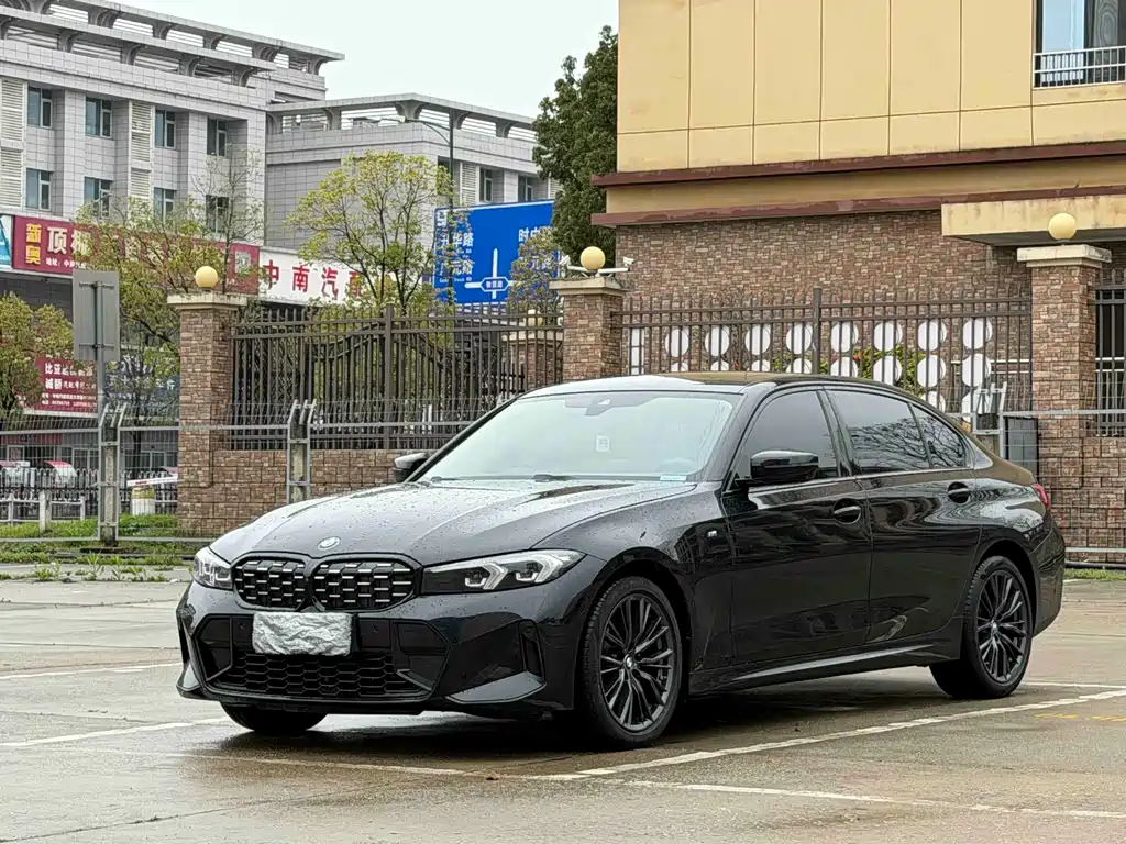 BMW 3 Series 2023