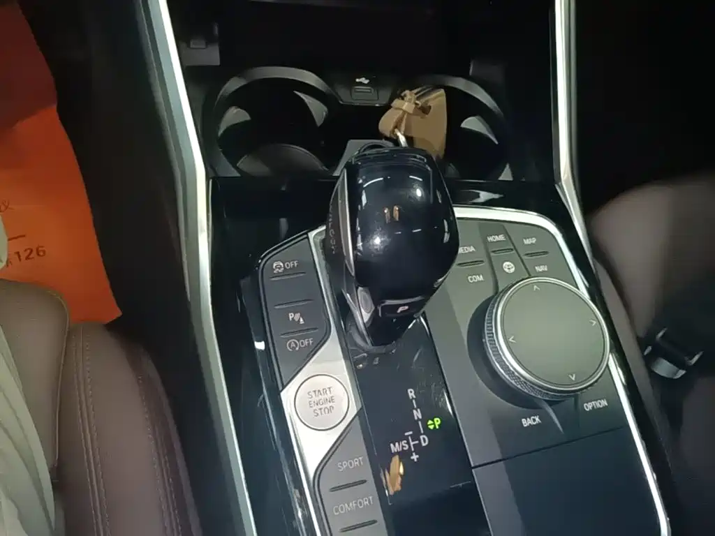 BMW 3 Series — миниатюра 14