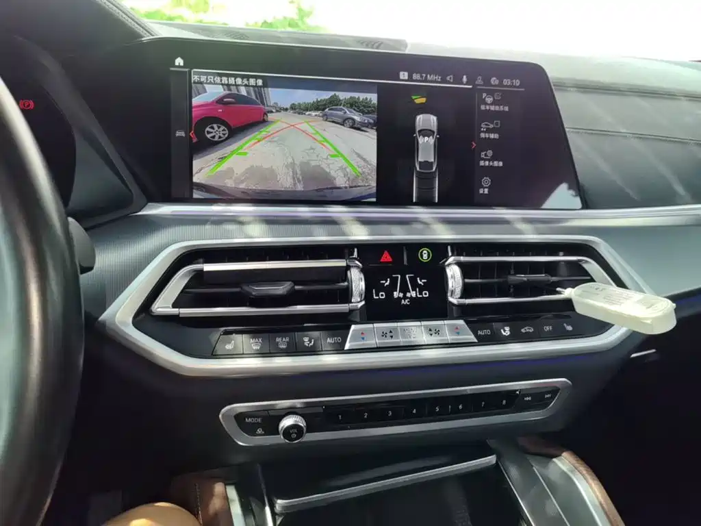 BMW X6 — миниатюра 13
