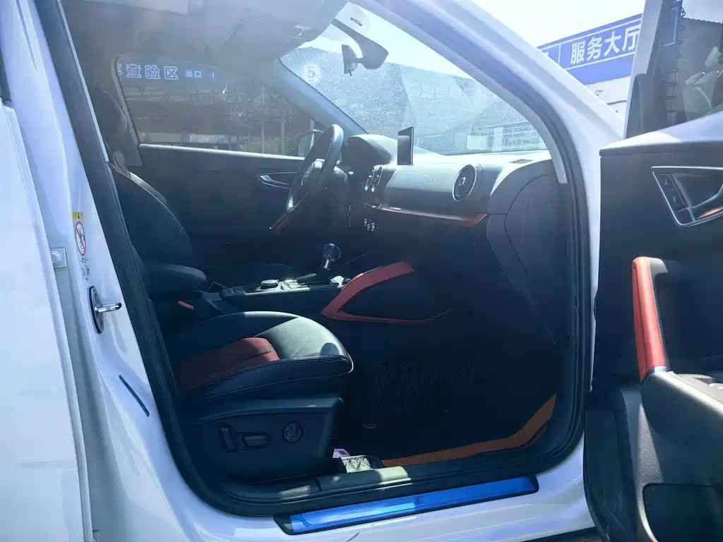 Audi Q2L — миниатюра 12