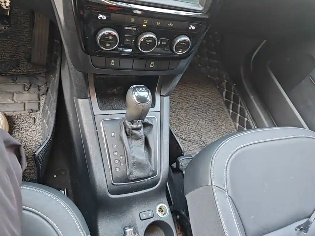 Skoda Yeti — миниатюра 14