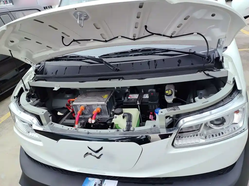 Geely Aoteng — миниатюра 20