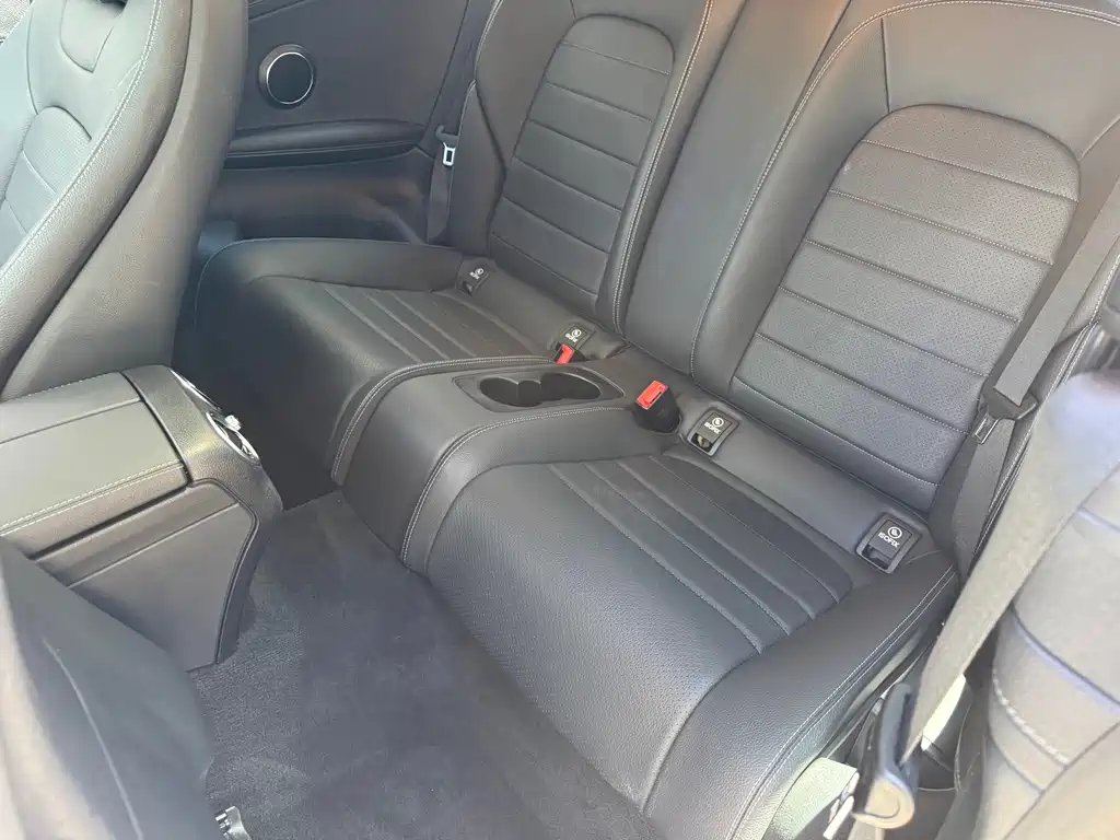 Mercedes-Benz C-Class (Import) — миниатюра 32