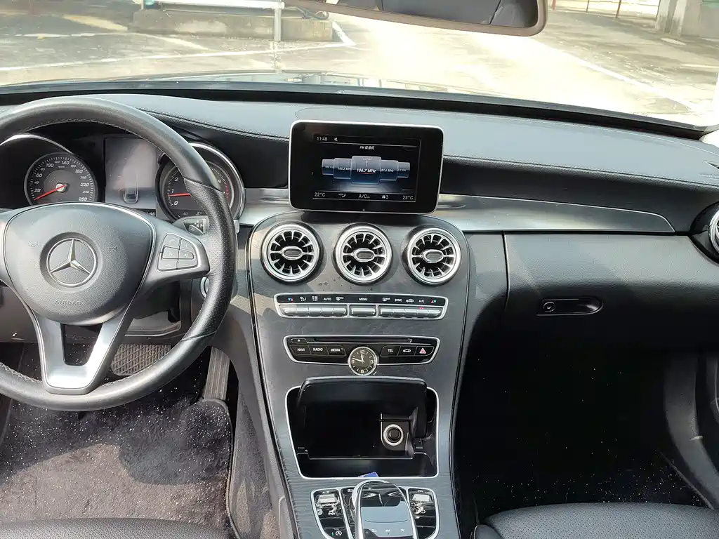 Mercedes-Benz C-Class — миниатюра 11