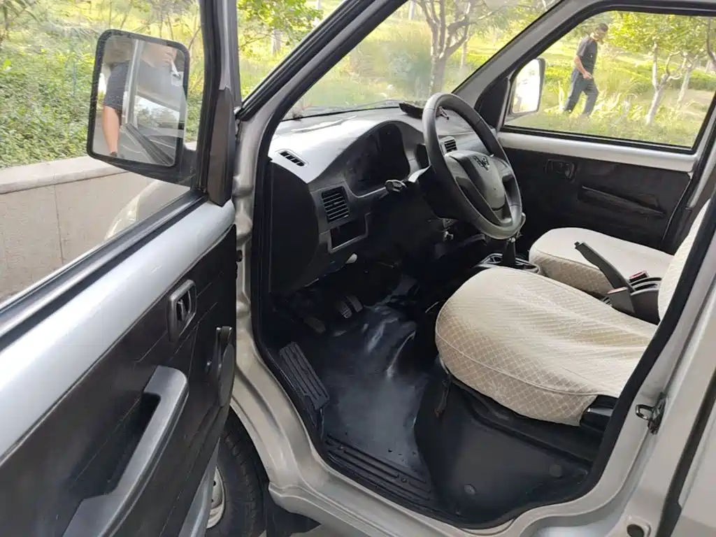 Wuling Rongguang Mini Truck — миниатюра 16