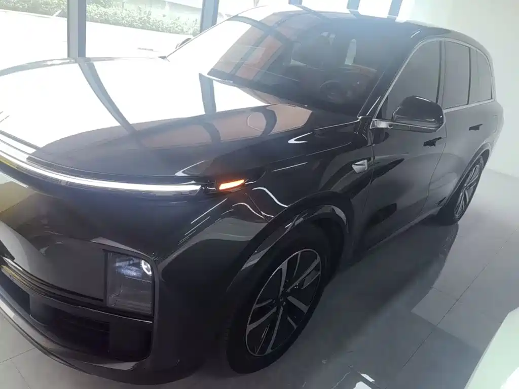 Li Auto Li L8 — миниатюра 2
