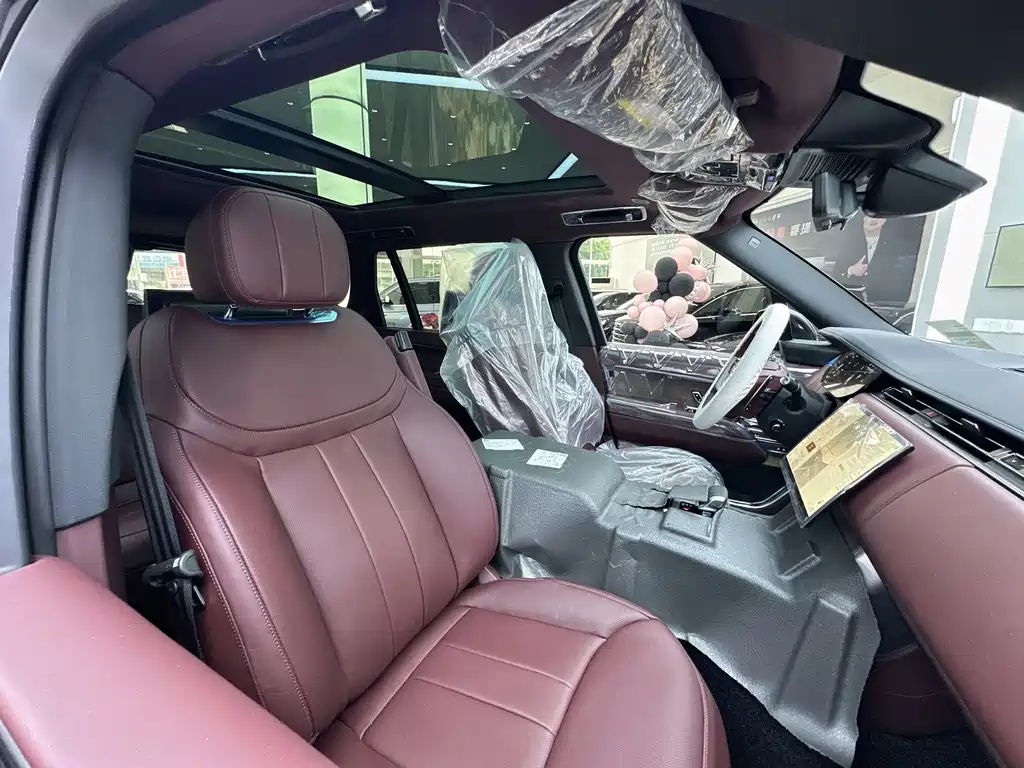 Land Rover Range Rover — миниатюра 5