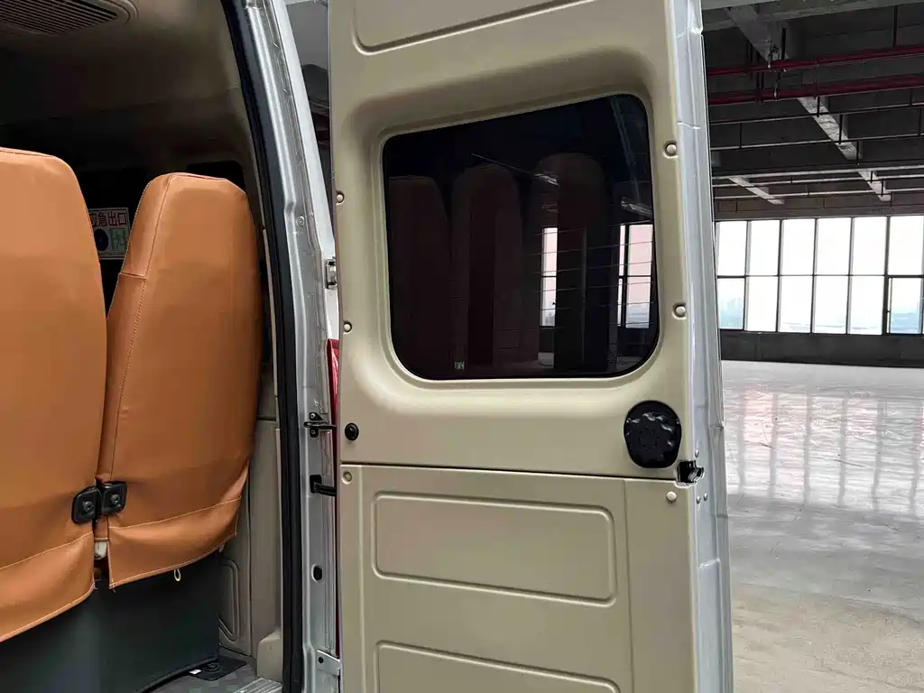 Ford Transit Custom — миниатюра 17