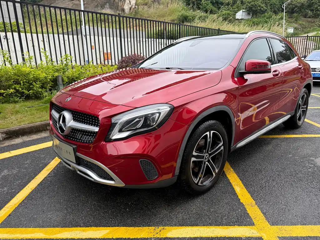 Mercedes-Benz GLA 2019