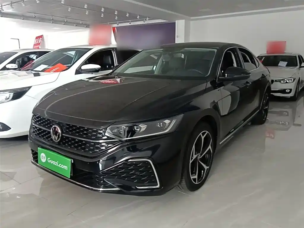 Volkswagen Passat 2024