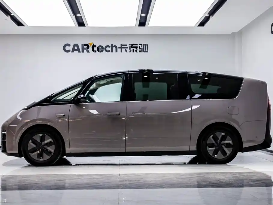 Li Auto Li MEGA — миниатюра 3