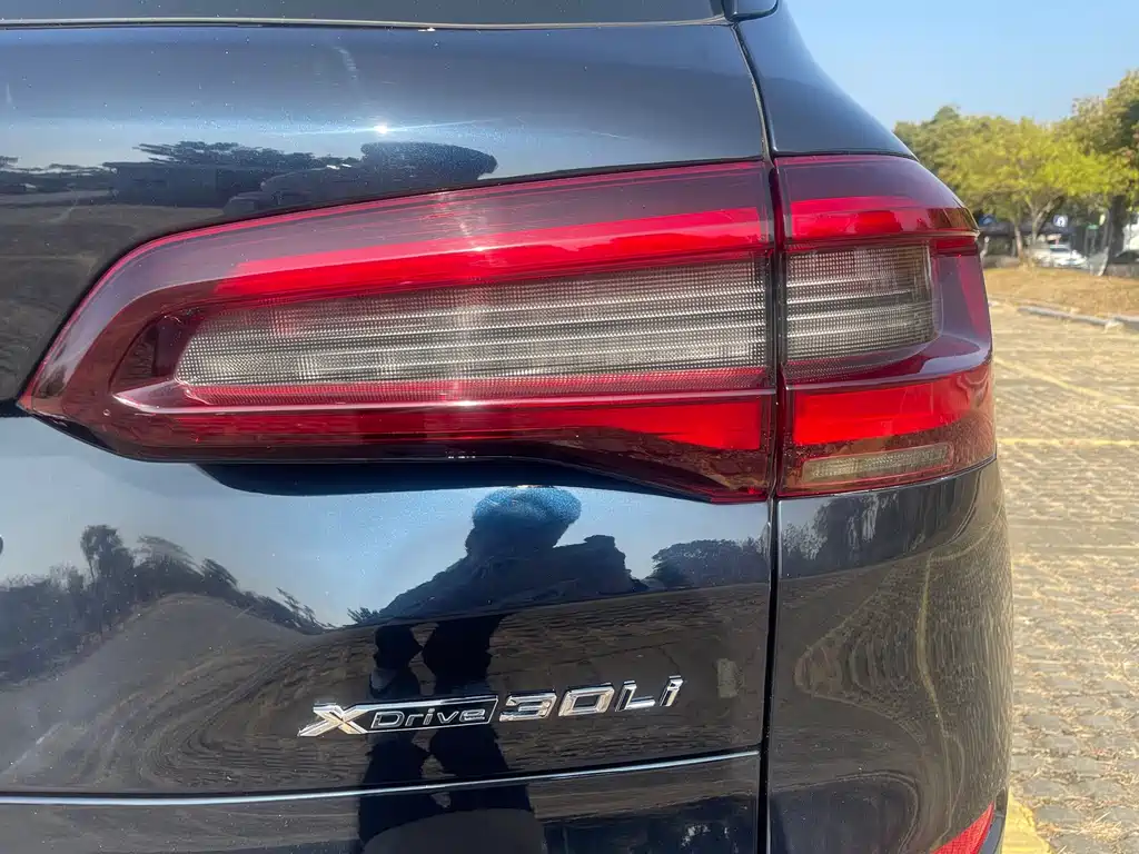 BMW X5 — миниатюра 23