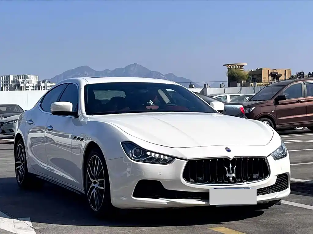 Maserati Ghibli — миниатюра 3