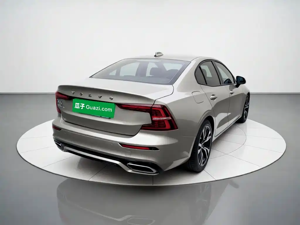 Volvo S60 — миниатюра 6