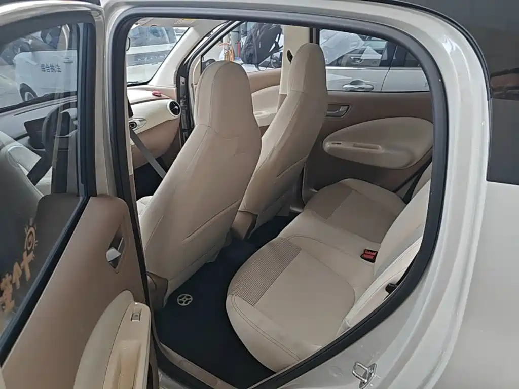 Wuling MINIEV — миниатюра 17