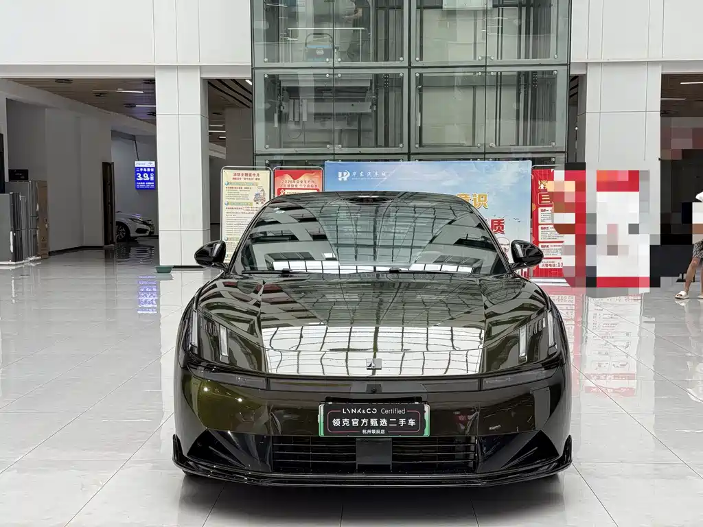 Lynk & Co 10 — миниатюра 2