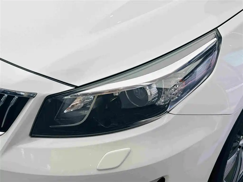 Kia K4 — миниатюра 12