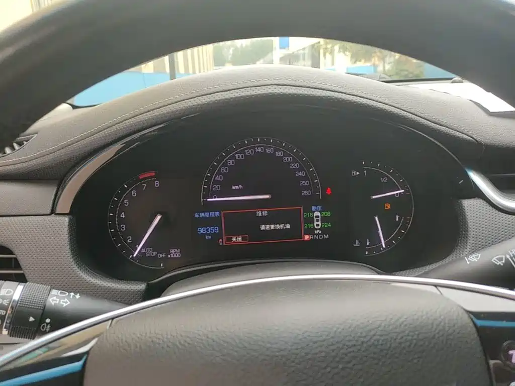 Cadillac XTS — миниатюра 12