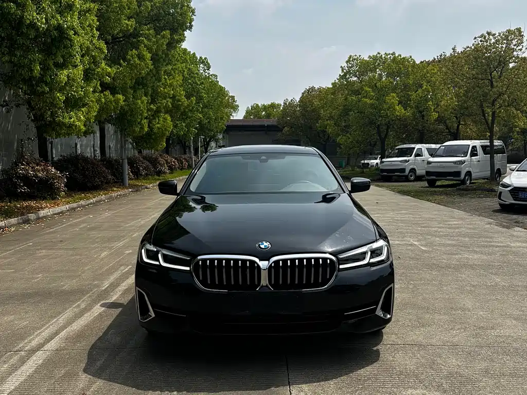 BMW 5 Series 2023