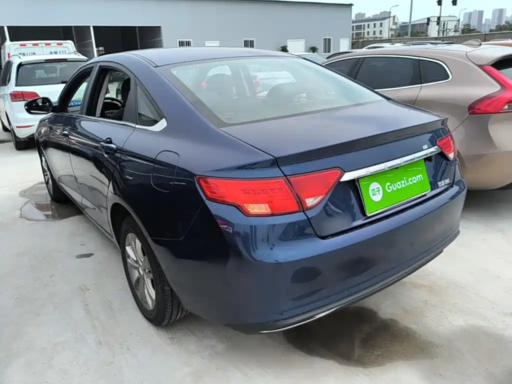 Geely Emgrand GL — миниатюра 5