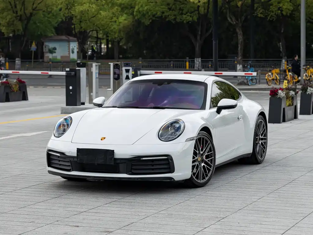 Porsche 911 2021