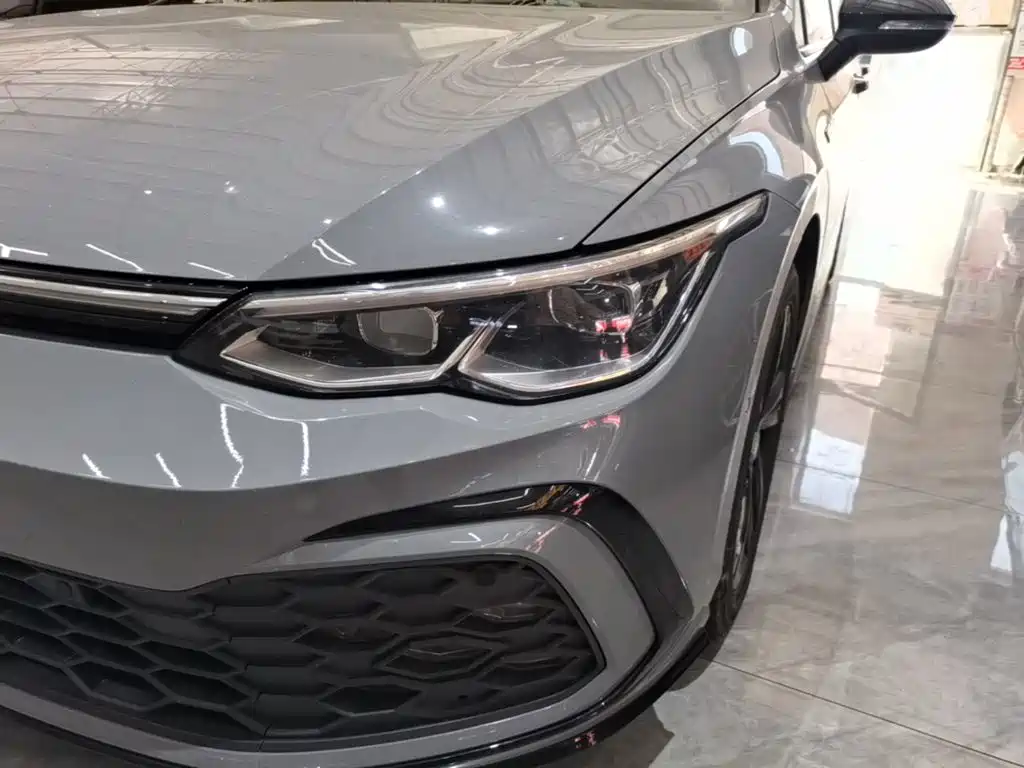 Volkswagen Golf — миниатюра 24