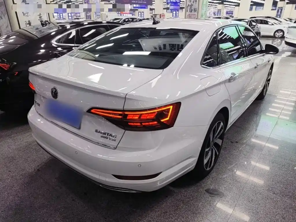 Volkswagen Sagitar — миниатюра 7