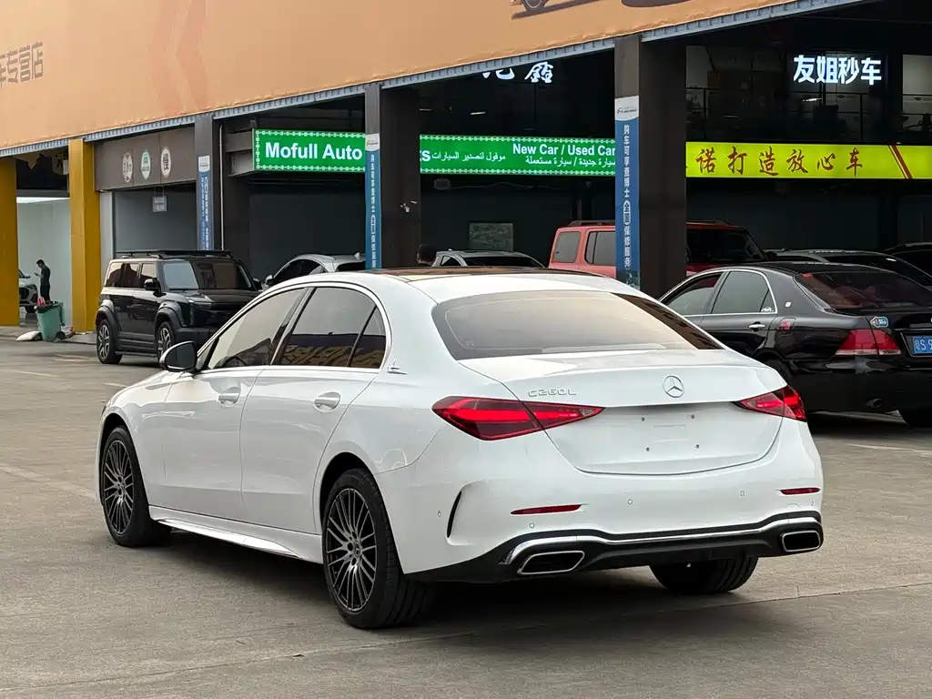Mercedes-Benz C-Class — миниатюра 19