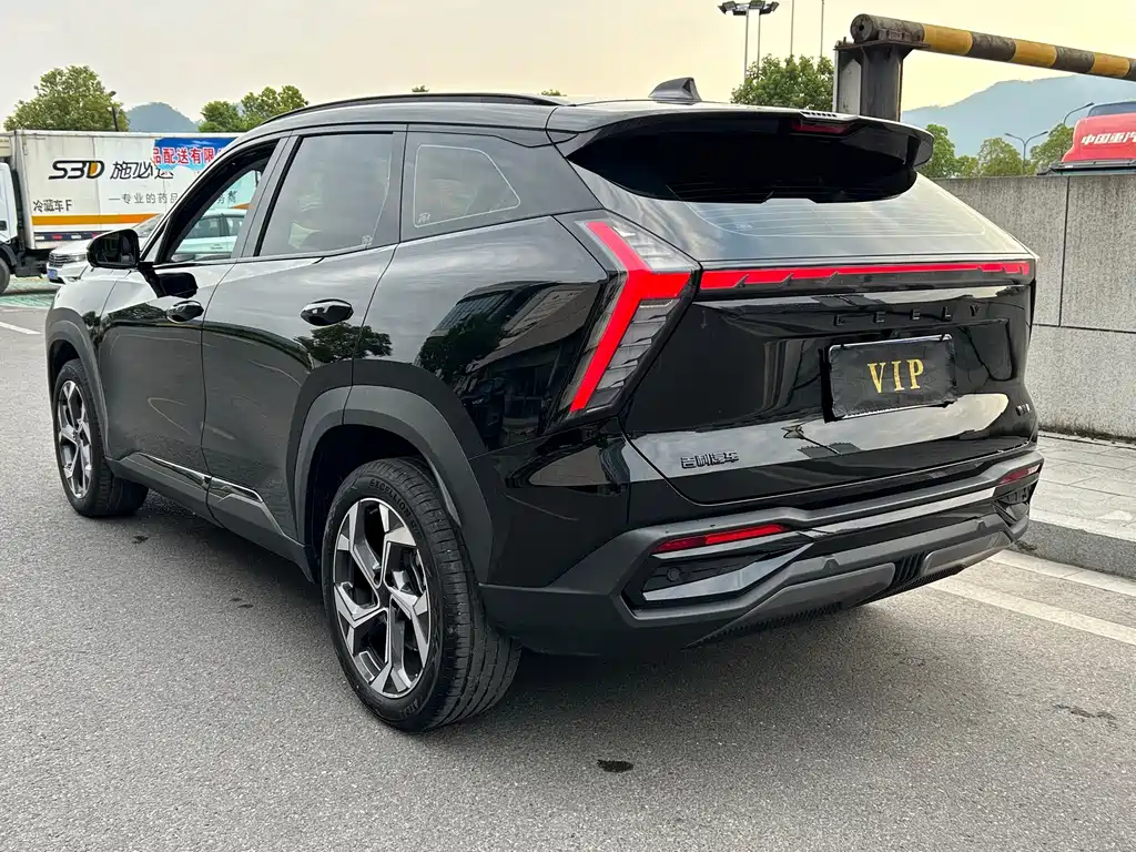 Geely Boyue L — миниатюра 7