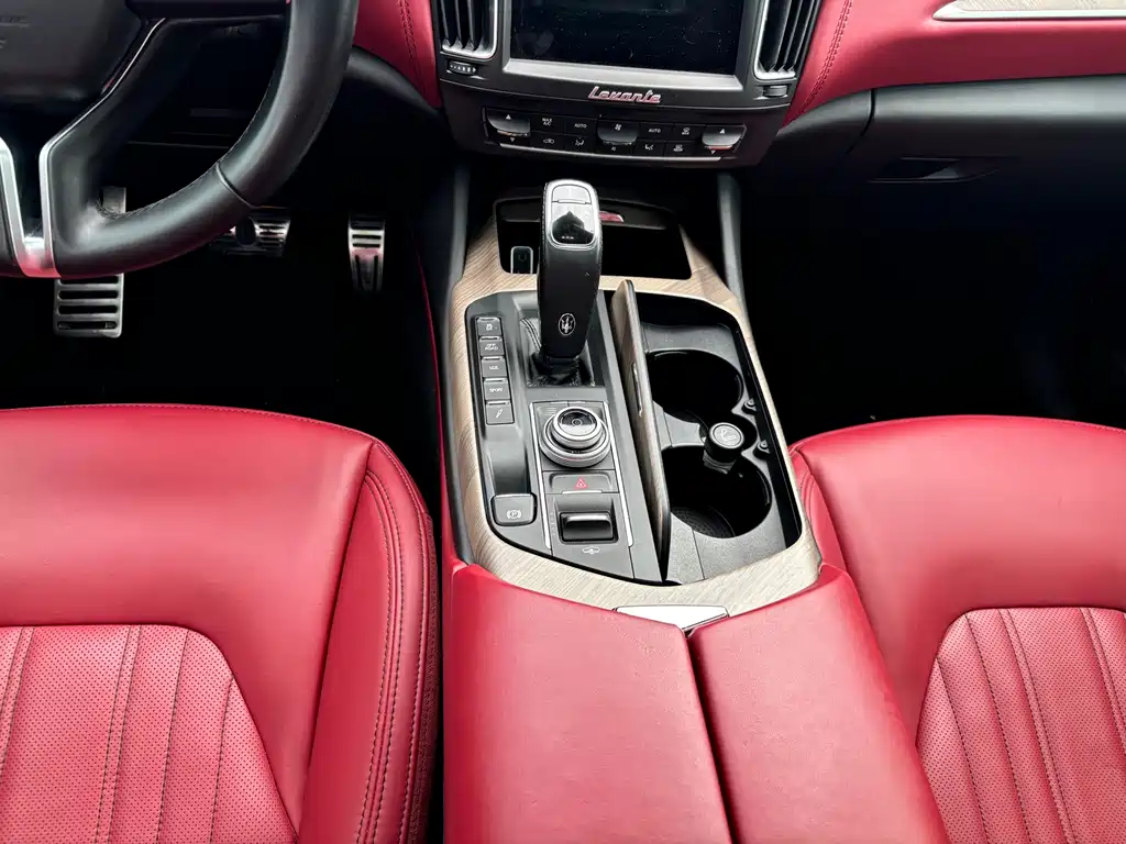 Maserati Levante — миниатюра 7