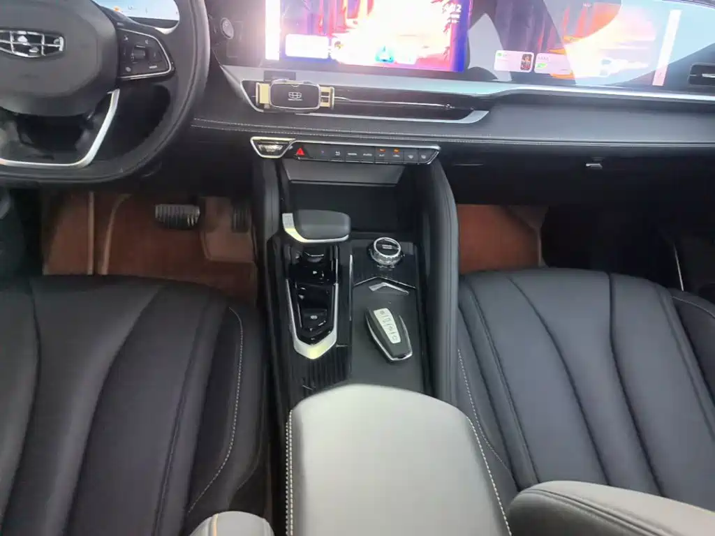Geely Xingyue L — миниатюра 14