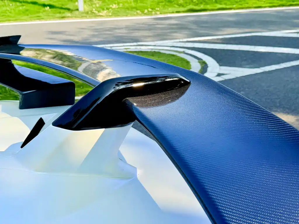 Lamborghini Aventador — миниатюра 23