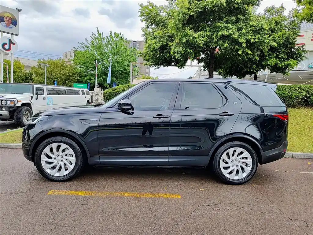 Land Rover Discovery 2021 300PS S