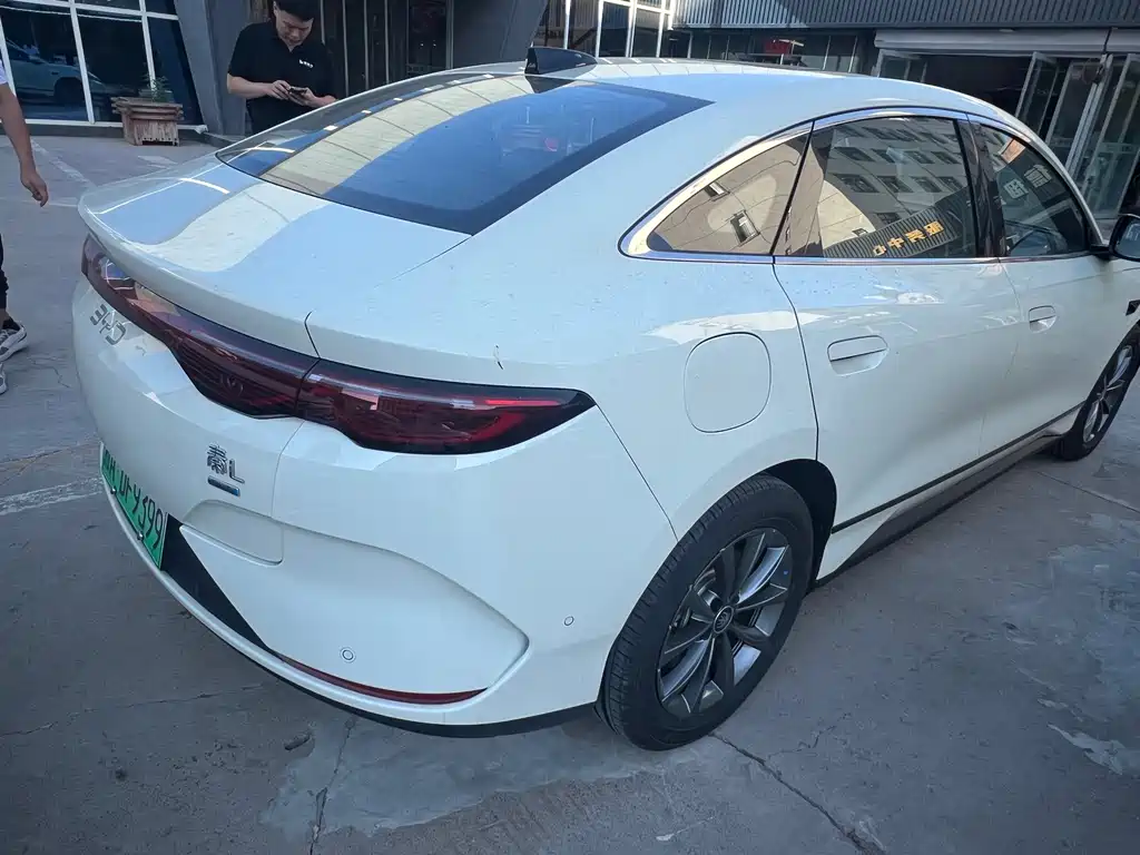 BYD Qin L — миниатюра 9