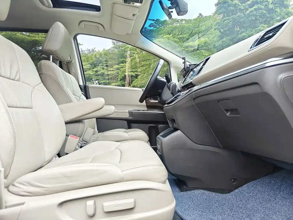 Honda Odyssey — миниатюра 14