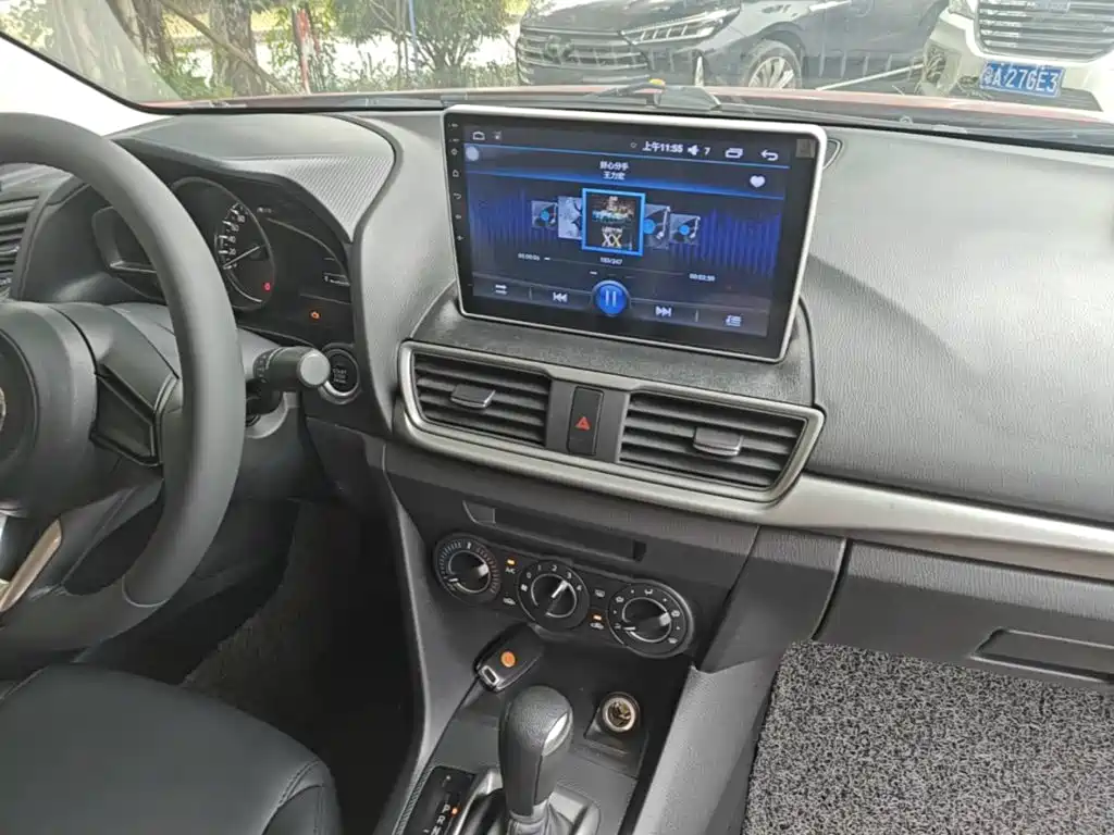 Mazda 3 Axela — миниатюра 13