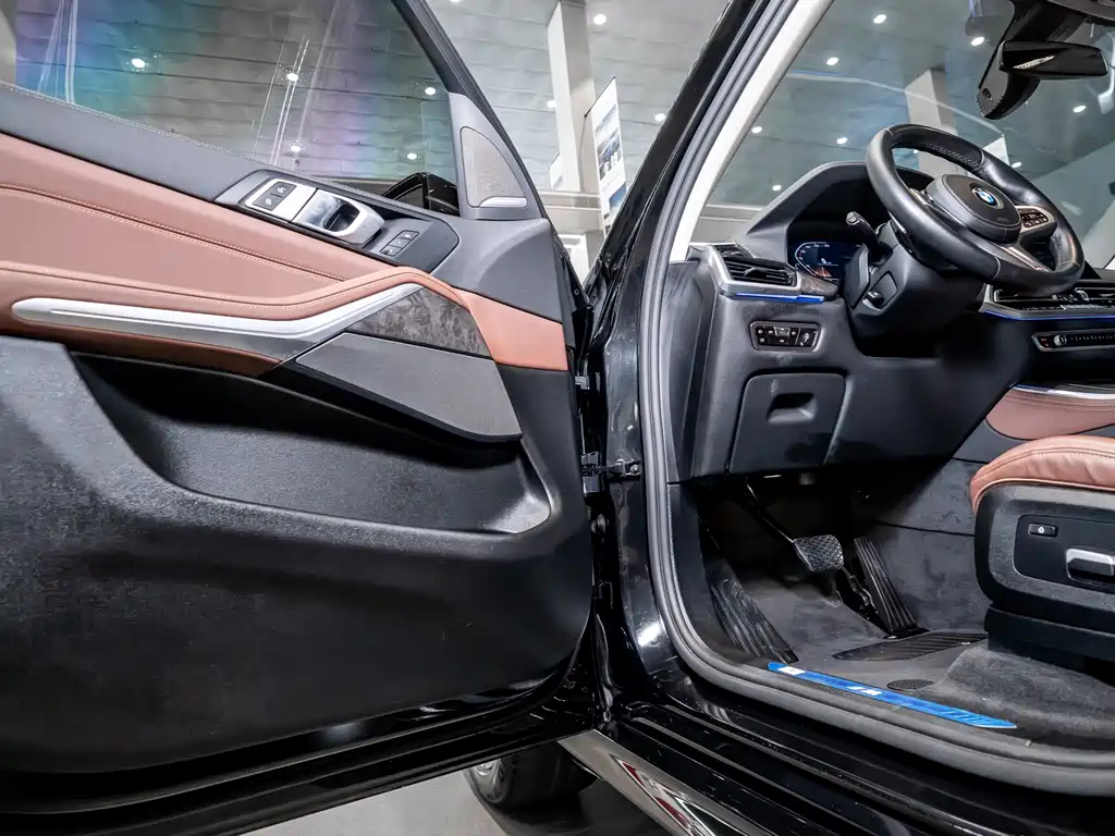 BMW X5 (Import) — миниатюра 9