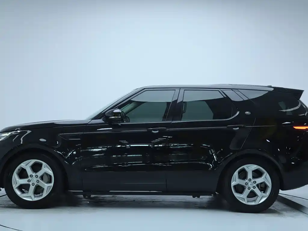 Land Rover Discovery — миниатюра 4