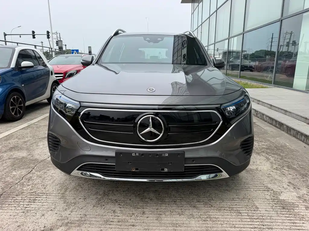 Mercedes-Benz EQB — миниатюра 2