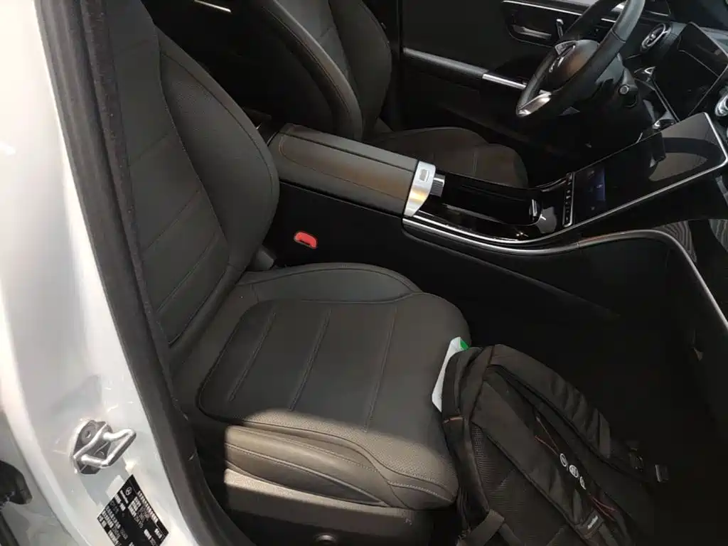 Mercedes-Benz C-Class — миниатюра 25