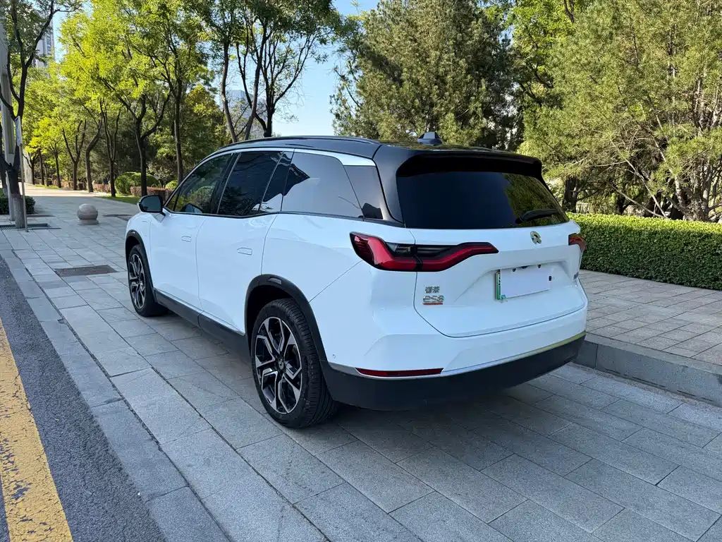 NIO ES8 — миниатюра 3