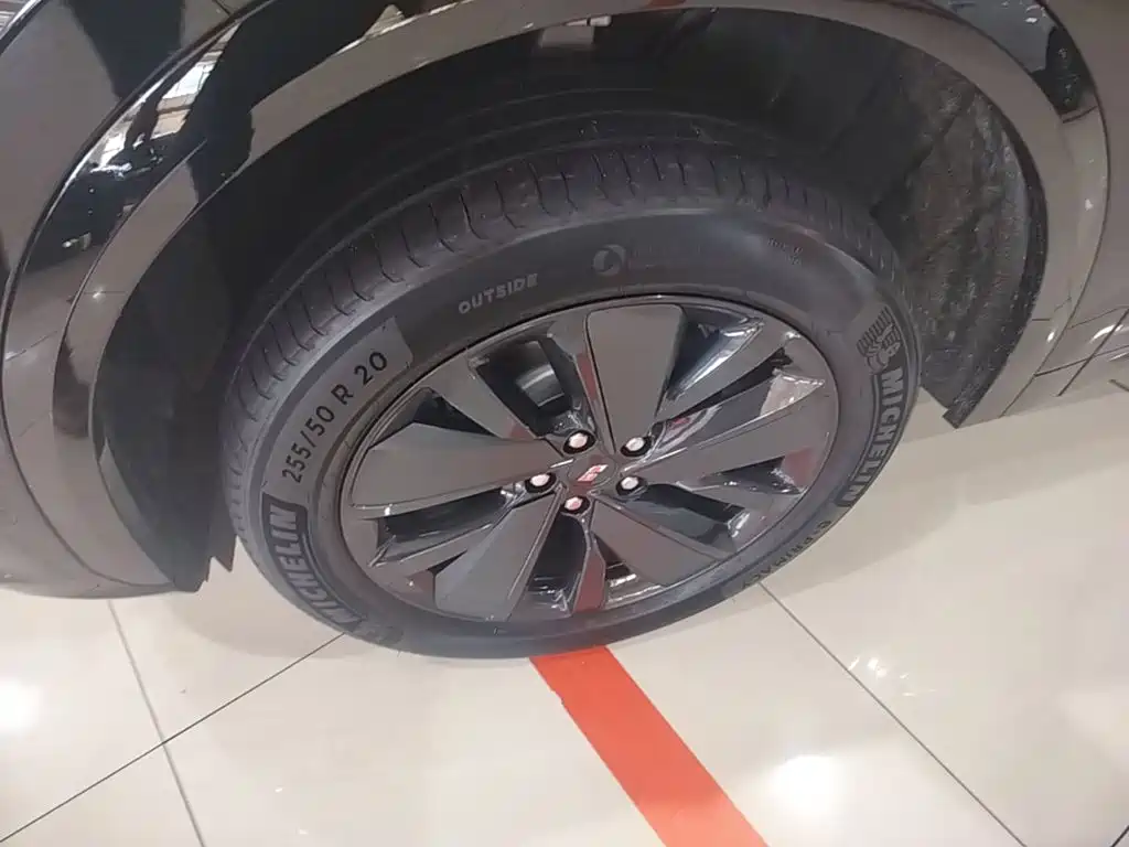 Li Auto Li L7 — миниатюра 23