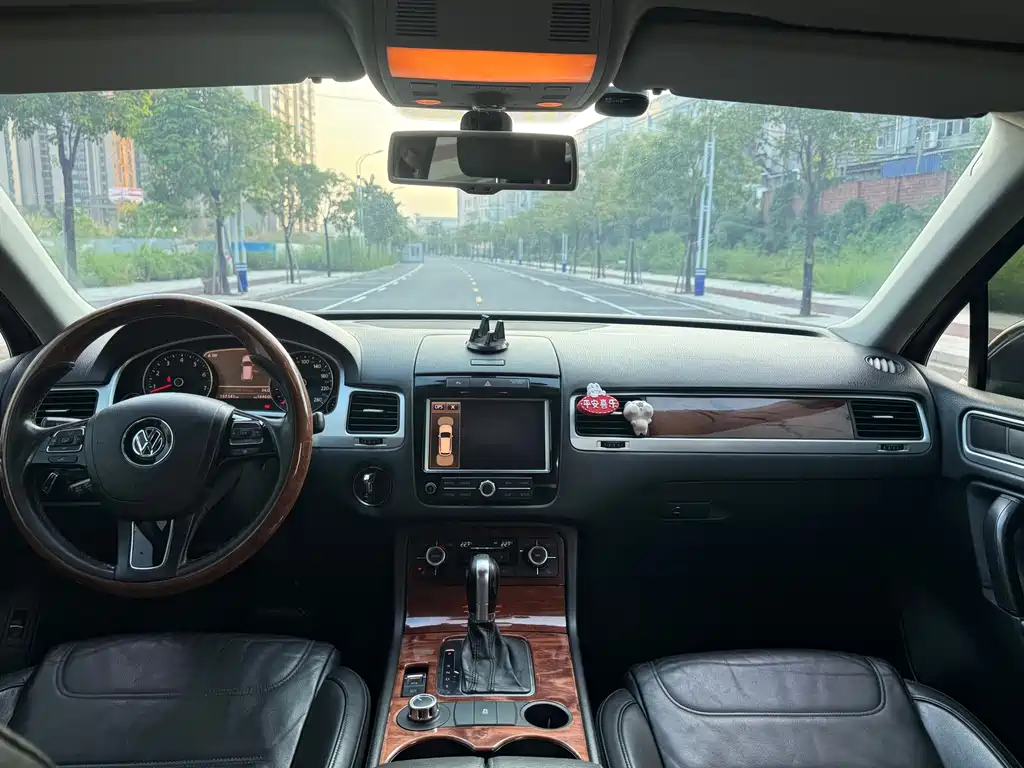 Volkswagen Touareg — миниатюра 15