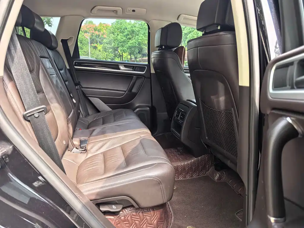 Volkswagen Touareg — миниатюра 14