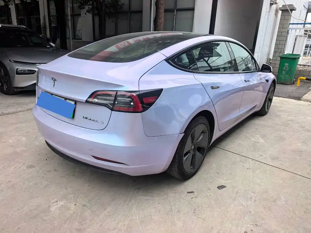 Tesla Model 3 — миниатюра 15